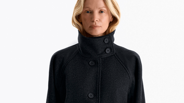 Как почистить шерстяное пальто в домашних условиях?