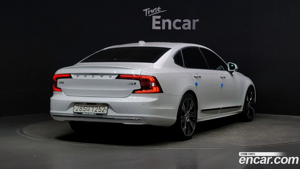 Volvo S90 B6 AWD Inscription (11.2021)