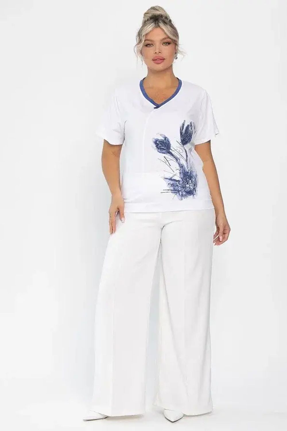 Блуза Лотус НЬЮ (бело-синяя) Б13975-20М LT Collection