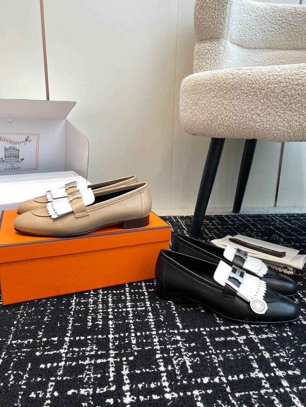 Hermes Loafer (2 colors)