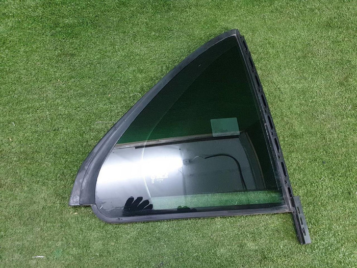 Форточка двери задняя правая Mercedes GLE V167 (2018-н.в.)