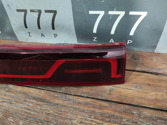 Фонарь задний центральный Kia Carnival 4 (KA4) 20-нв Б/У Оригинал 92409R0120