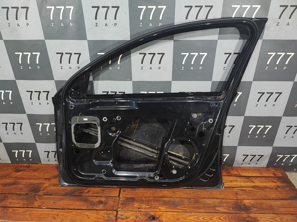 Дверь передняя правая Skoda Superb 2 08-15 Б/У Оригинал 3T0831056