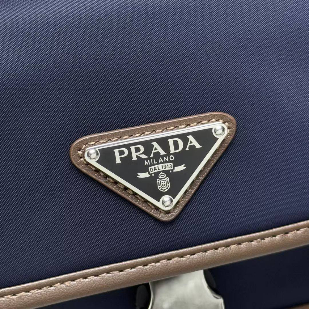 Поясная-сумка Prada