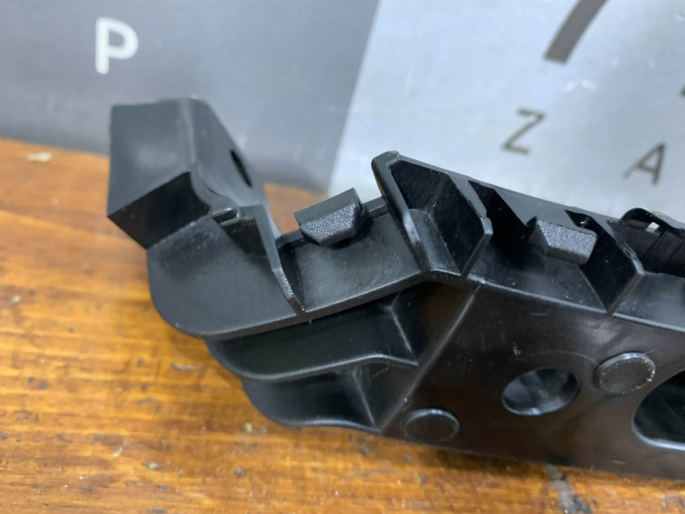 Кронштейн заднего бампера Chery Tiggo 7 Pro 20-нв Б/У Оригинал 602000610AA