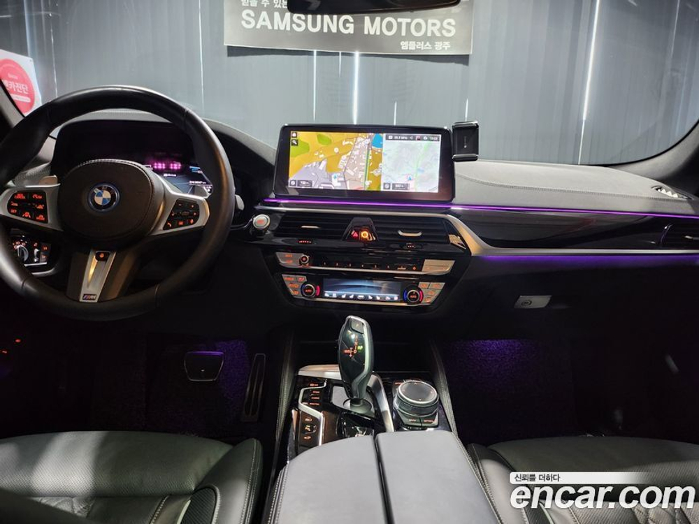 BMW 5 Series (G30) 530e M Sports (10.2021)