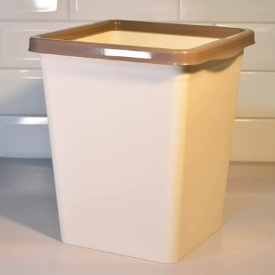 Ведро для мусора 8,5л с фиксатором квадратное, слоновая кость/шоколад
