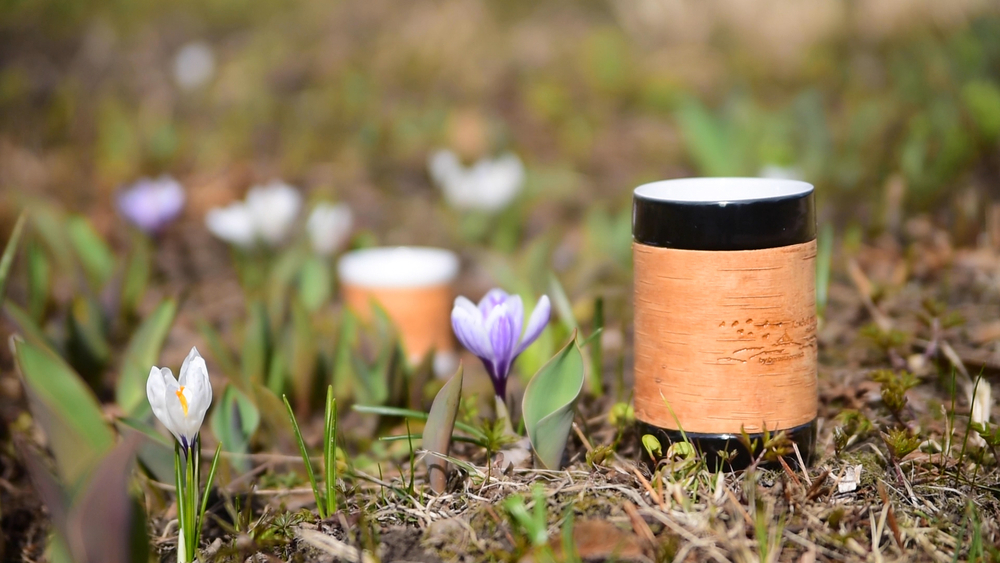 Кружка большая фарфоровая c берестой и с цитатами Чехова. Chekhov forever.