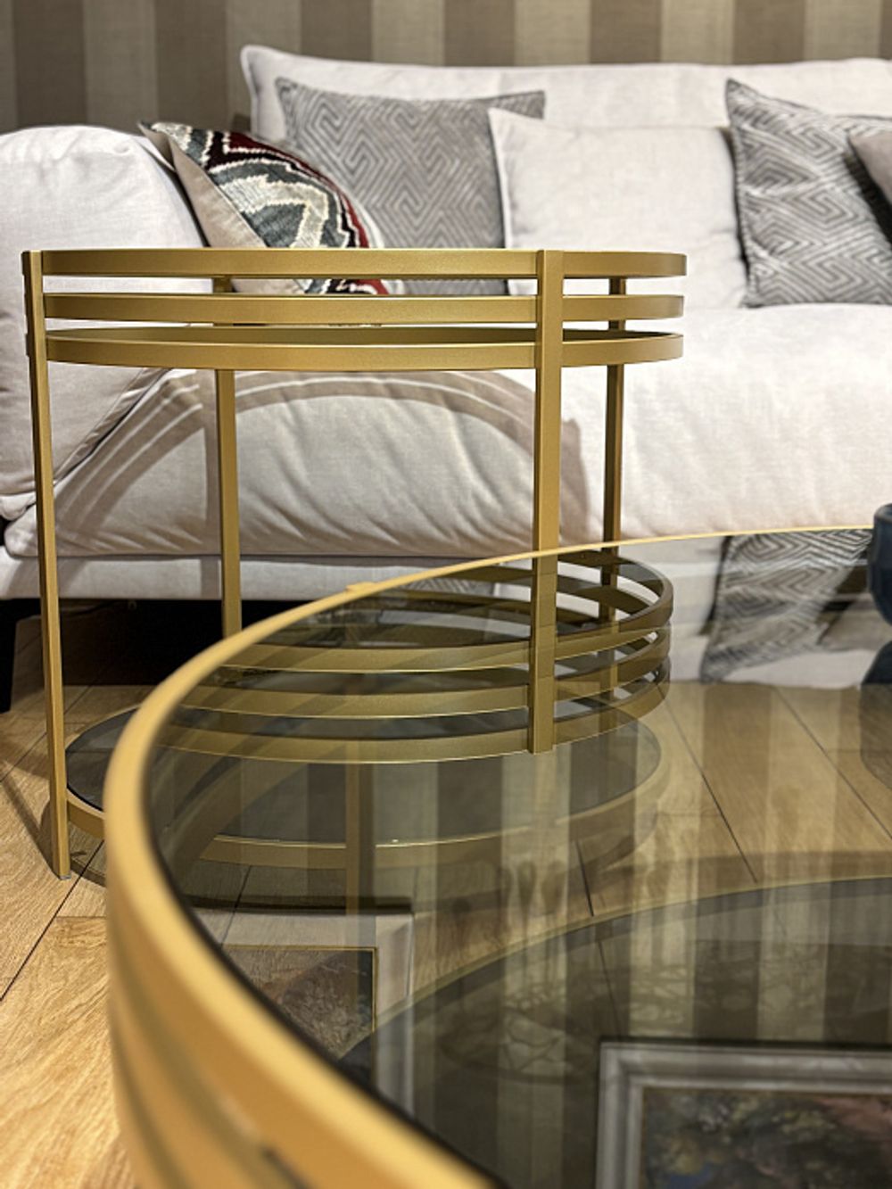 Столик "Риенцо" латунь большой