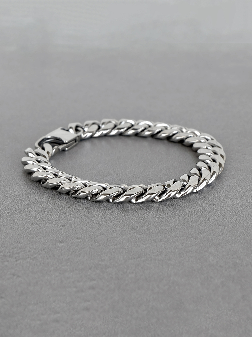 Мужской браслет из стали, панцирное плетение