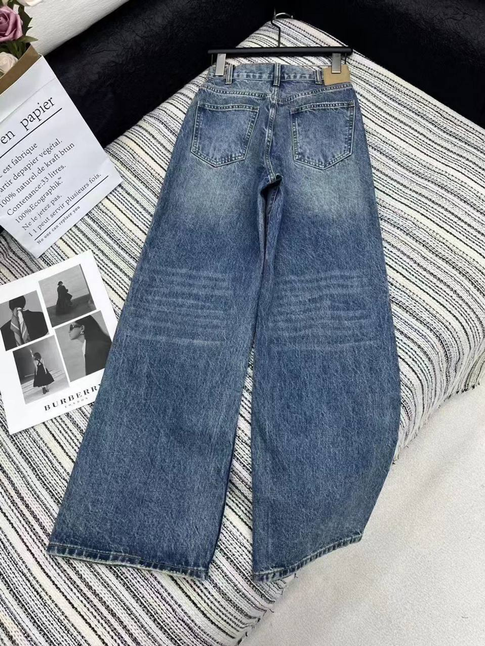 Джинсы Celine