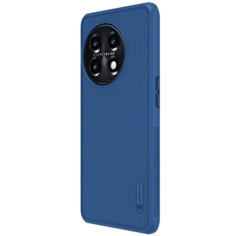 Двухкомпонентный чехол синего цвета от Nillkin для OnePlus Ace 2 и 11R, серия Super Frosted Shield Pro
