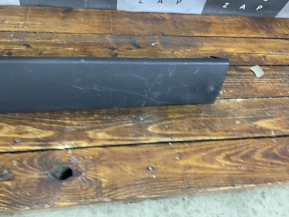 Накладка двери задней правой Chery Tiggo 8 Pro 21-нв Б/У Оригинал 16V0TP810