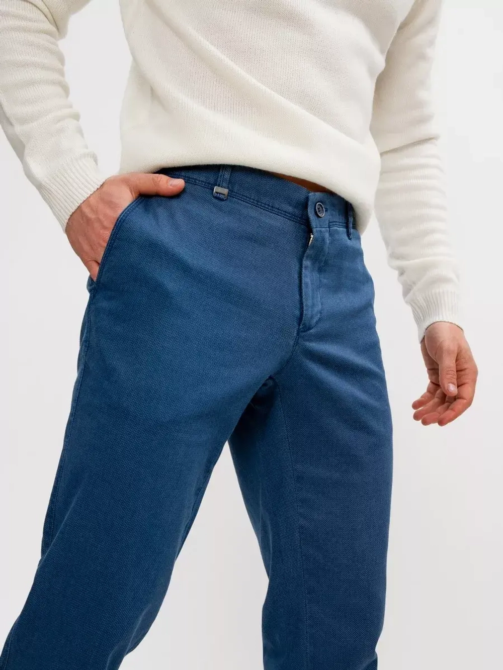 Брюки прямые чинос классические