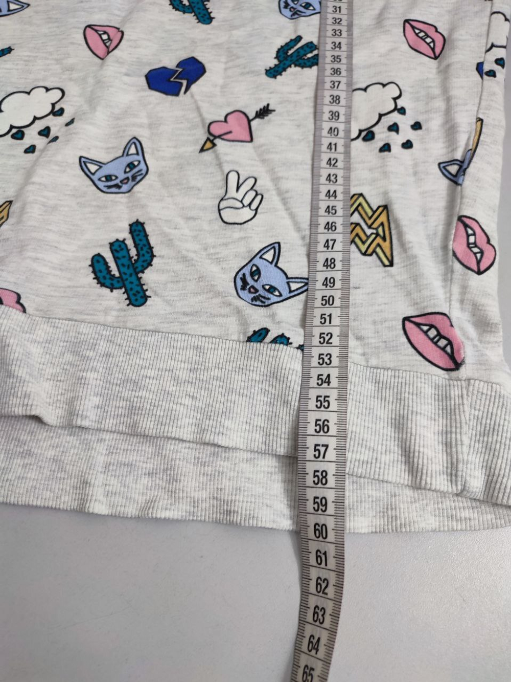 Джемпер Divided повседневный 44 размер