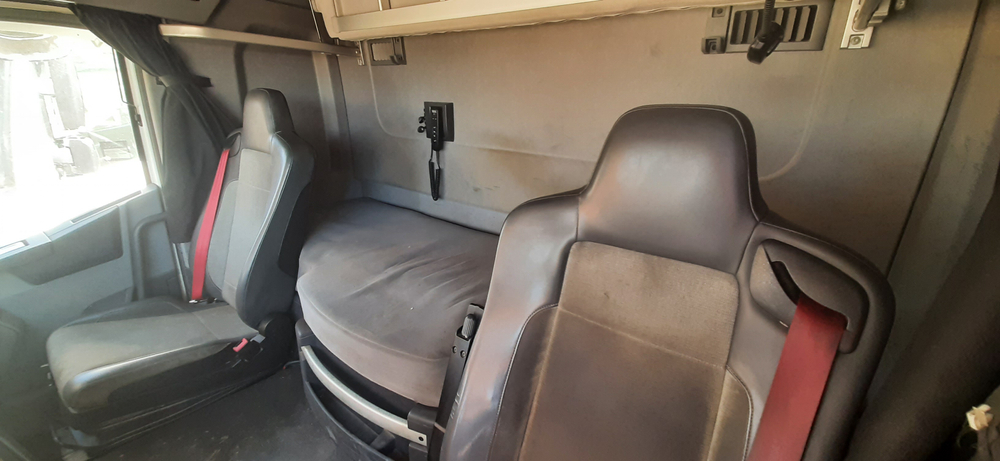 Renault T 6x2 Седельный тягач T11.460 6x2 (Дизельный, 10,8 л, 469 л.с., АТ)