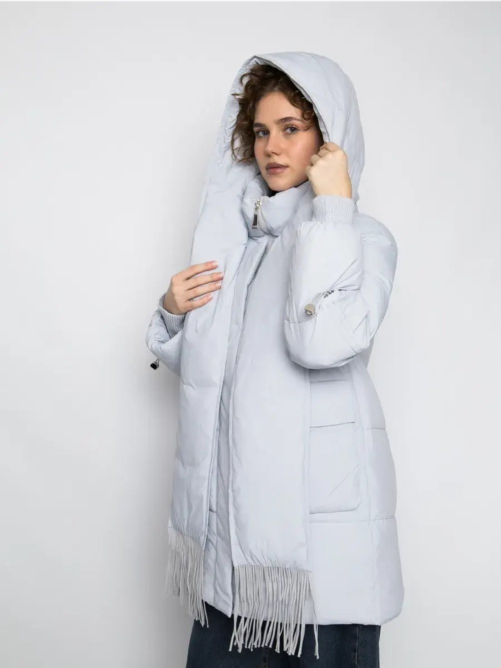 Куртка зимняя удлиненная с капюшоном