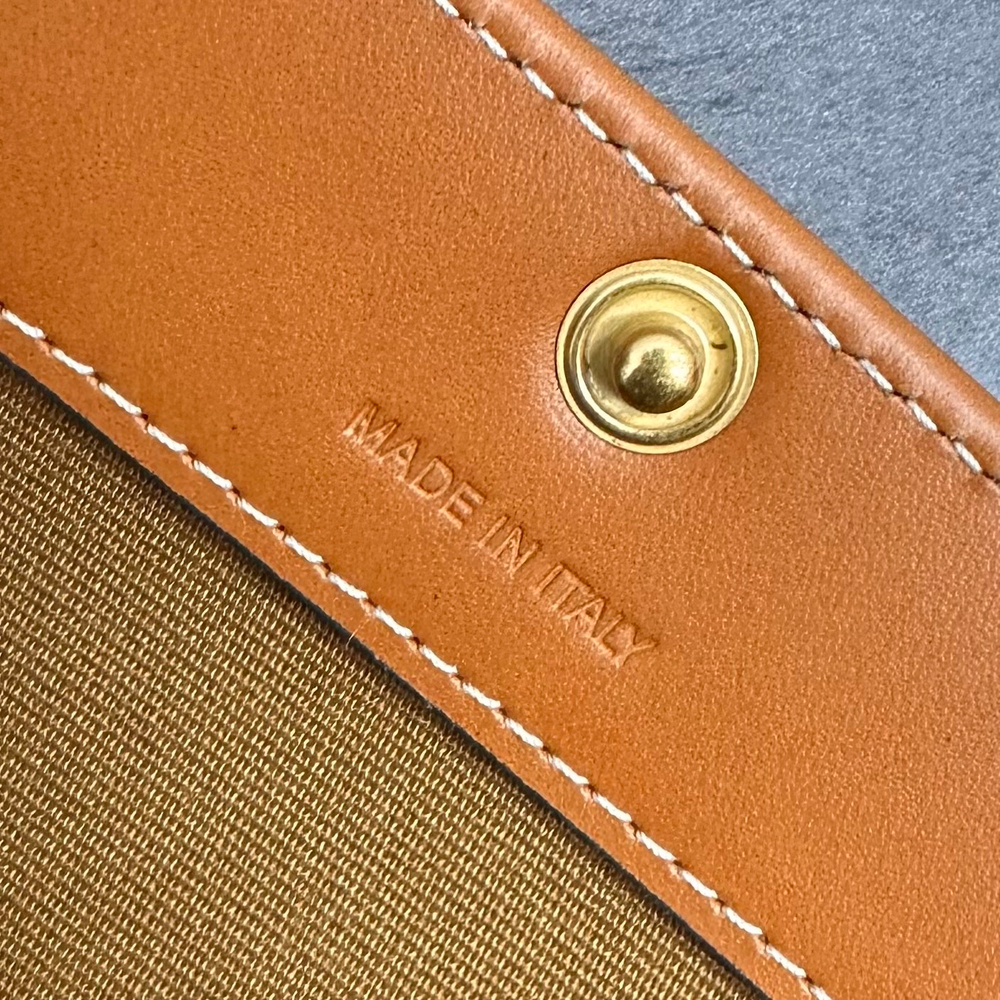 Big Flat Shopper in Triomphe