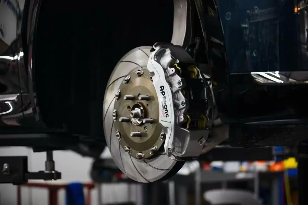 Усиленная тормозная система для Aito M8 2025+ Айто тормоза колодки тормозной диск суппорт