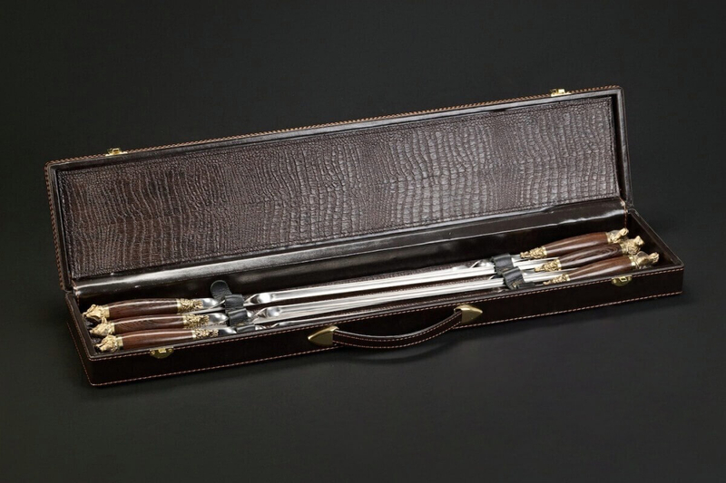 Подарочный набор шампуров в кейсе "Звери лесные"