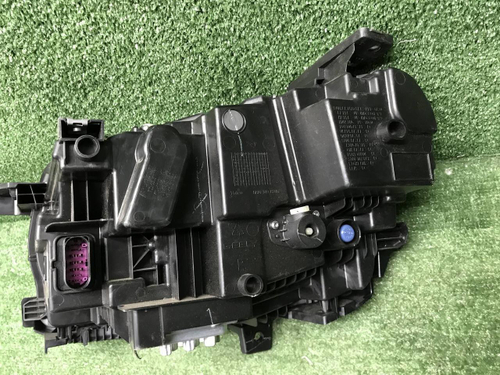 Фара правая Geely Tugella (2019-н.в.) LED