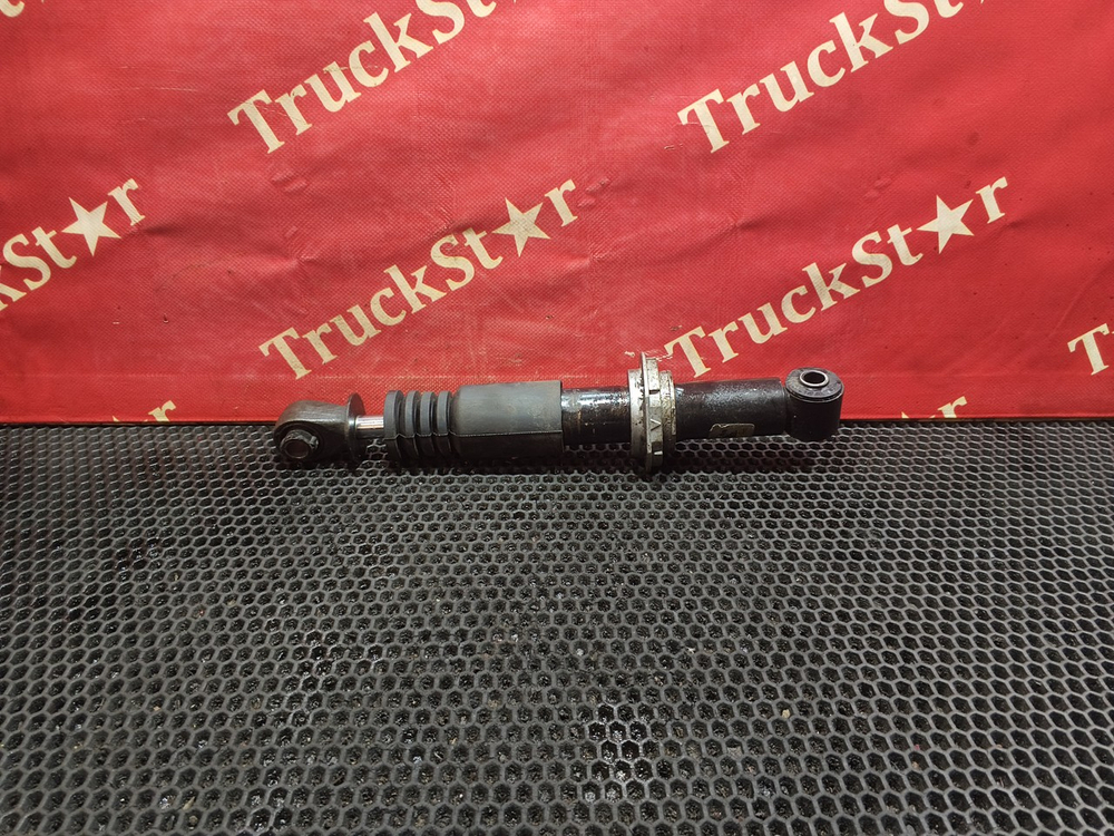 Амортизатор кабины задний 2017г