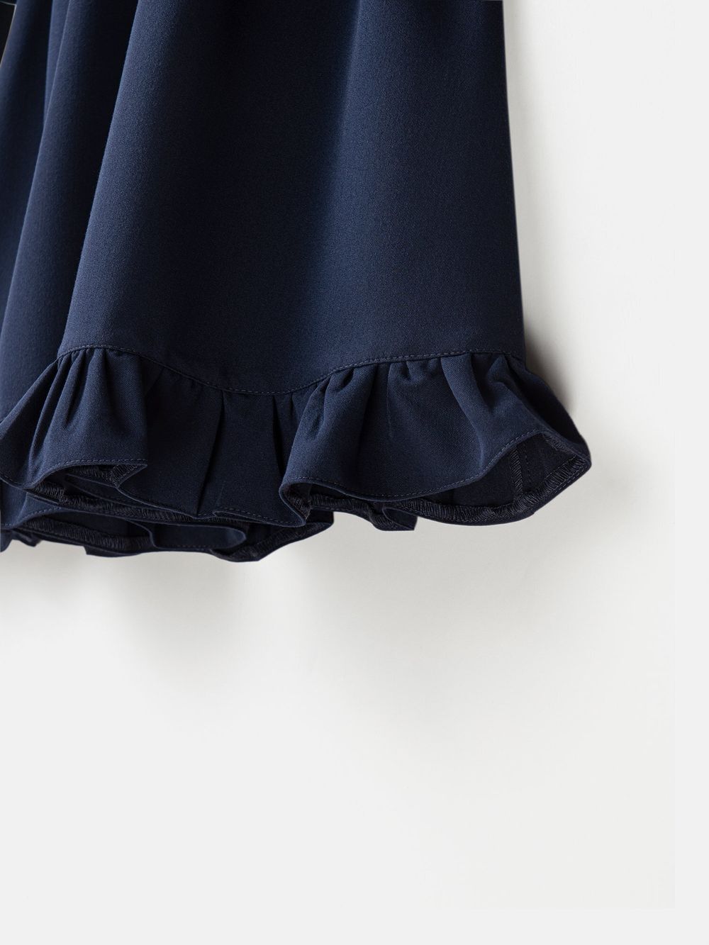 Платье с рюшей "Темно-синее" 7+