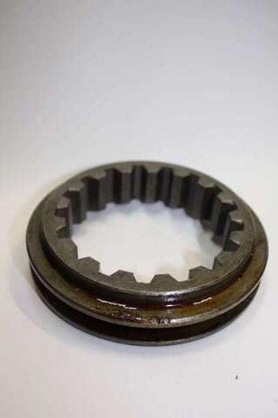 Муфта 80-1701184 промеж вала КПП