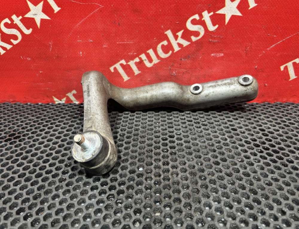 Кронштейн диффузора правый 2021г