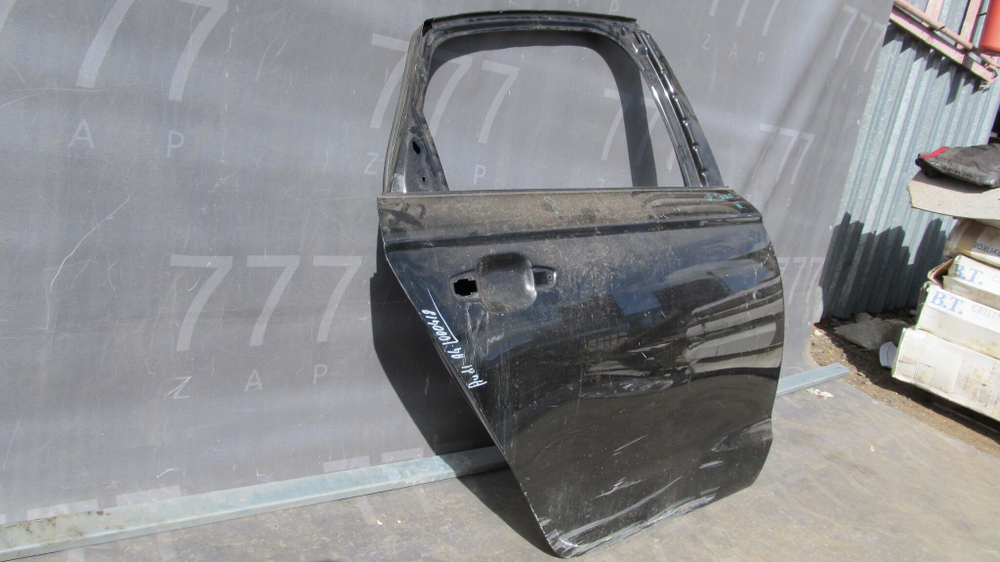 Дверь задняя правая Audi A6 (C7) 11-18 Б/У Оригинал 4G5833052