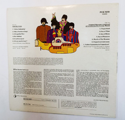 Винтажная виниловая пластинка The Beatles Yellow Submarine (UK 1981)
