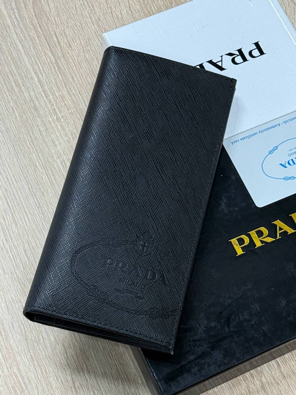 Кошелек Prada