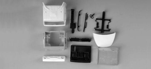 Кабина MB SK '88 с боковыми накладками и спойлером на крыше, 2 шт.