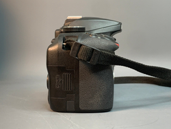 Nikon D3400 Kit AF-P DX 18-55mm G VR 9.500 кадров