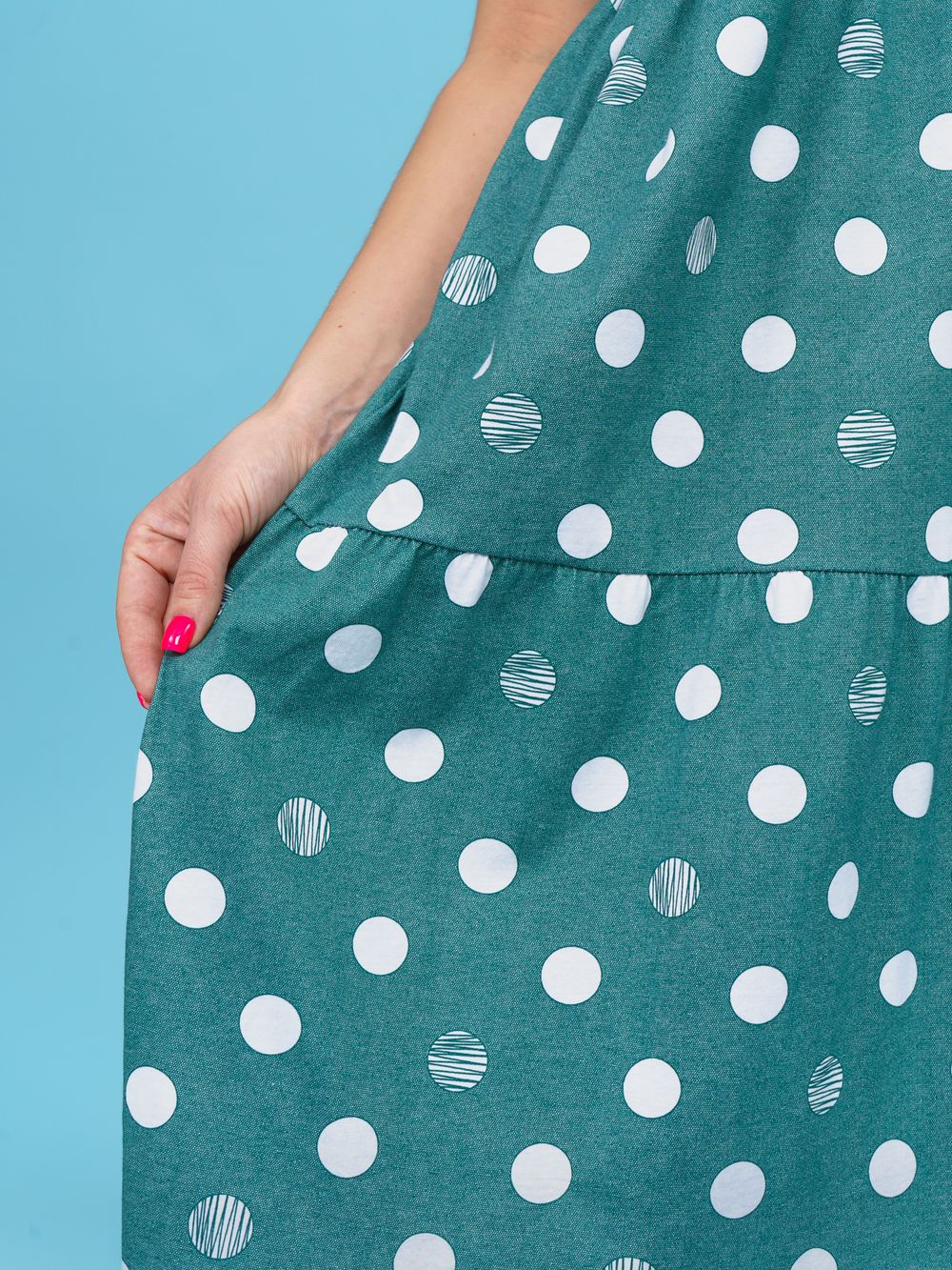 824 Платье "Горох/хаки" SveTekst (Акция)