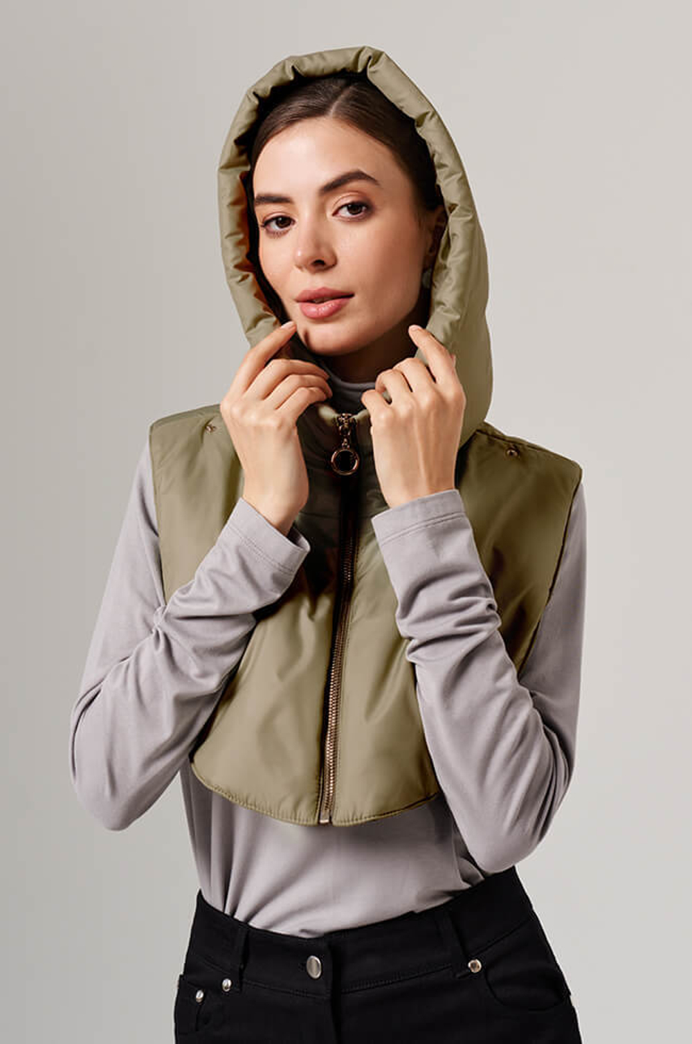 8406 Манишка женская (оливковый)