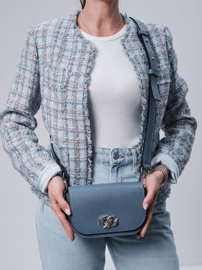 Сумка кожаная на плечо кросс-боди голубая