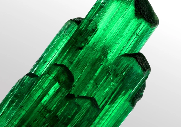 SAPPHIRE GREEN