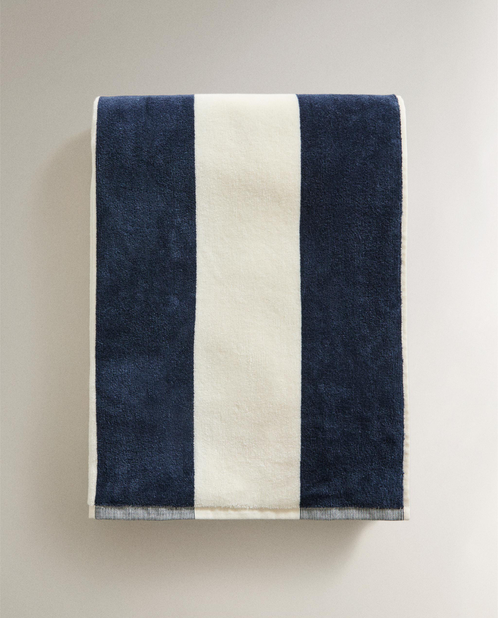 Zara Home Банное полотенце из хлопка, в полоску