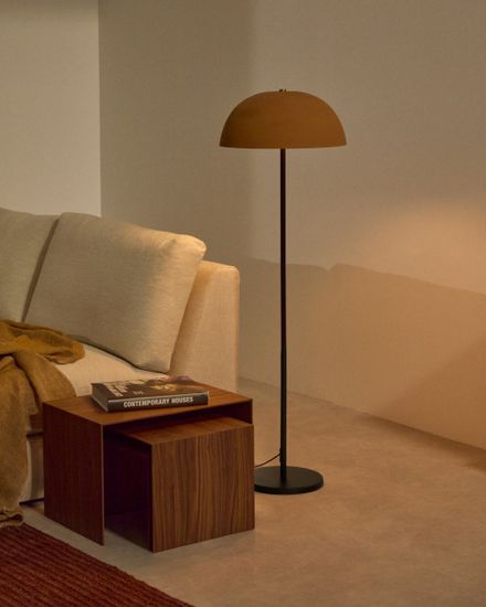 Торшер Nibla из черного металла с абажуром с терракотовым эффектом