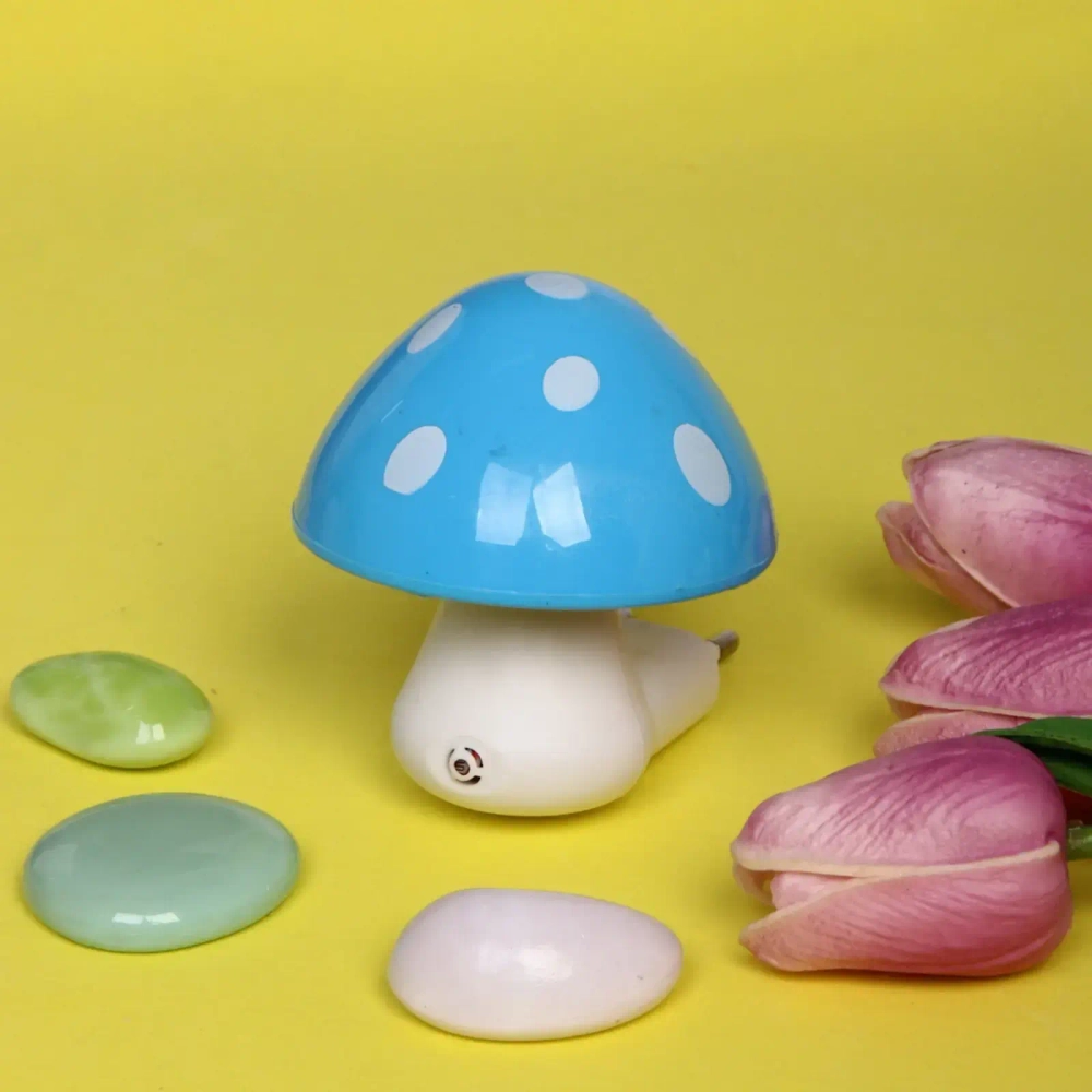 Ночник-светильник «Гриб» 7,5*7см с датчиком света 4LED 2W 220V, Голубой