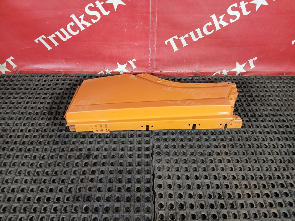 Продолжение крыла левого