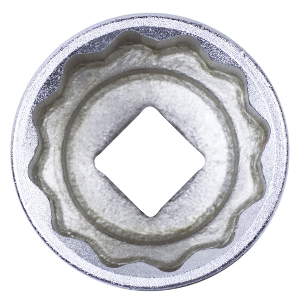 KING TONY (433032M) Головка торцевая стандартная двенадцатигранная 1/2", 32 мм