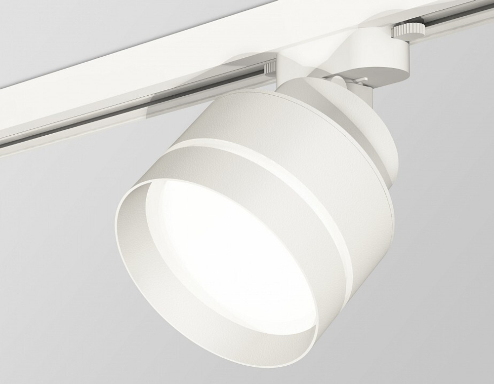 Светильник на штанге Ambrella Light XT XT8101025