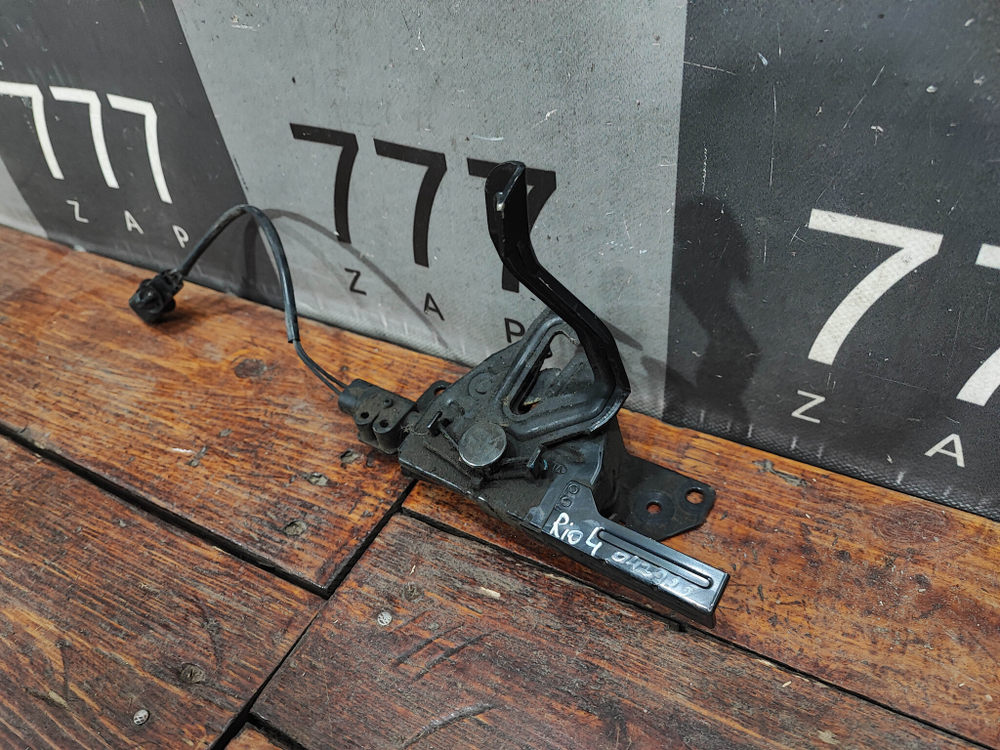 Замок капота Kia Rio 4 (FB) 17-нв Б/У Оригинал 81130H0010