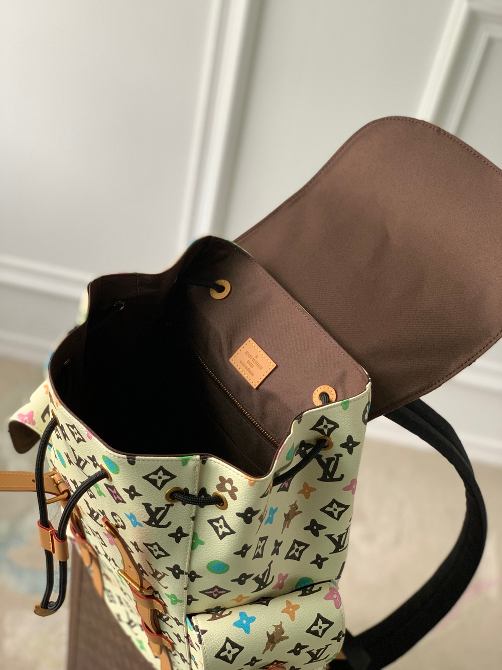 Louis Vuitton Christopher MM