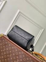 Louis Vuitton Speedy P9 Bandouliere 20