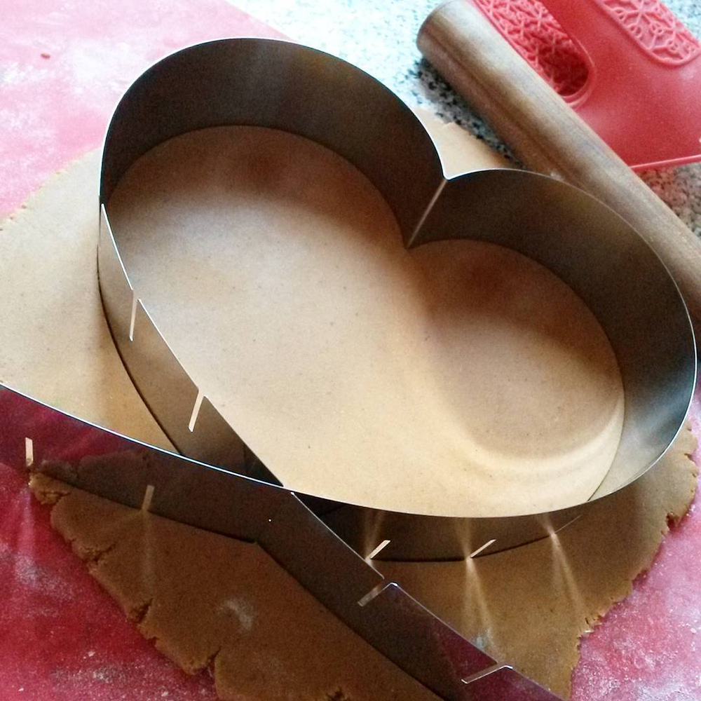 Форма кондитерская с регулируемым объемом "Сердце" 14,5-26,5 см