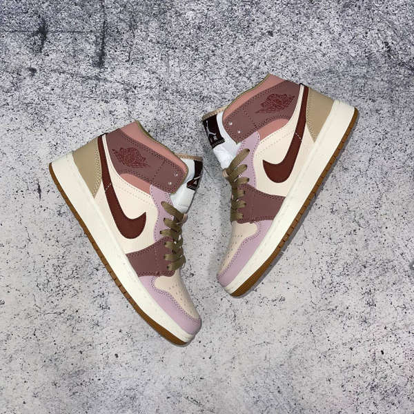 Кроссовки Nike Air Jordan 1 Mid Dressed For Fall