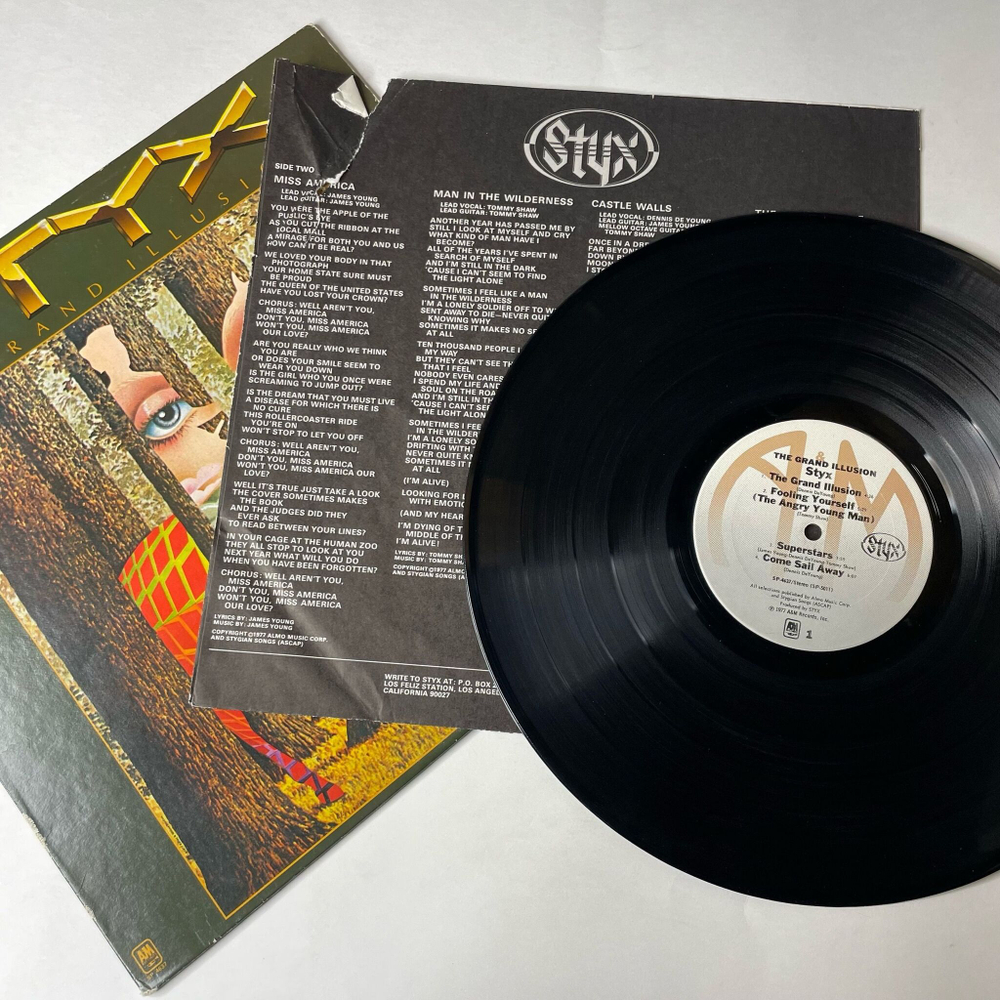 Винтажная виниловая пластинка LP Styx The Grand Illusion (USA 1977) Miss America